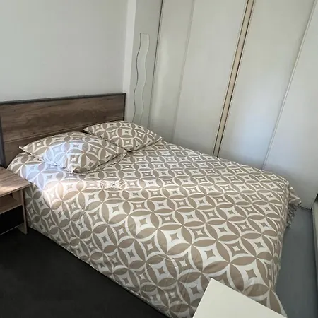 Appartement Chaleureux Pour Un Sejour Confortable Bourg-en-Bresse Exterior foto